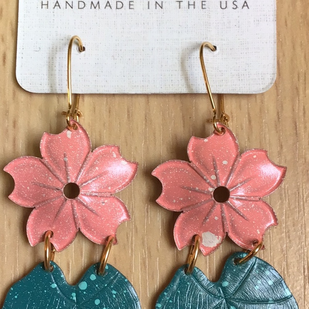 Anthro We Dream in Colour Waterlily Earrings - Picture 3 of 13